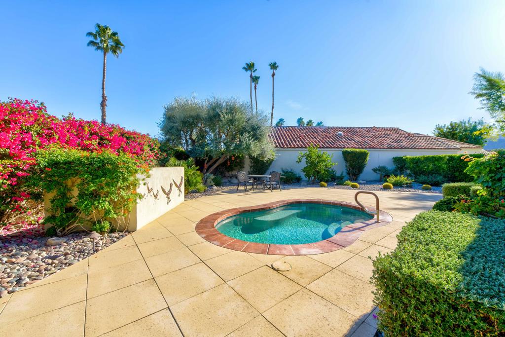 Desert Breezes - Residential