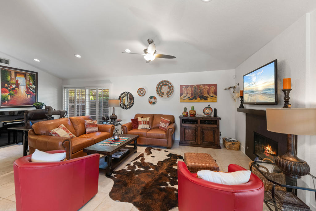 Desert Breezes - Residential