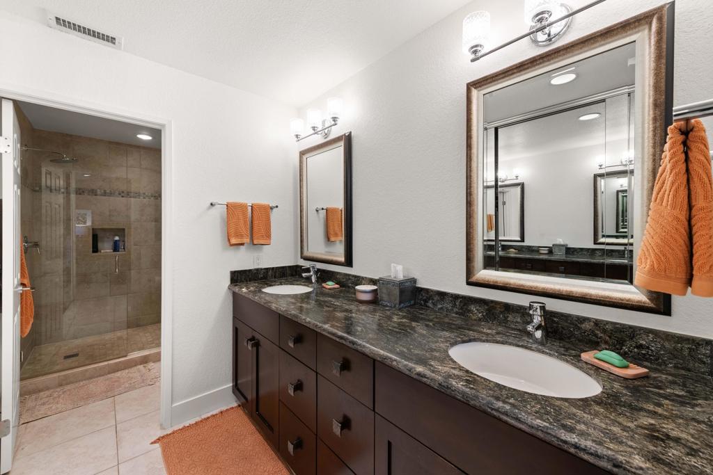 Desert Breezes - Residential