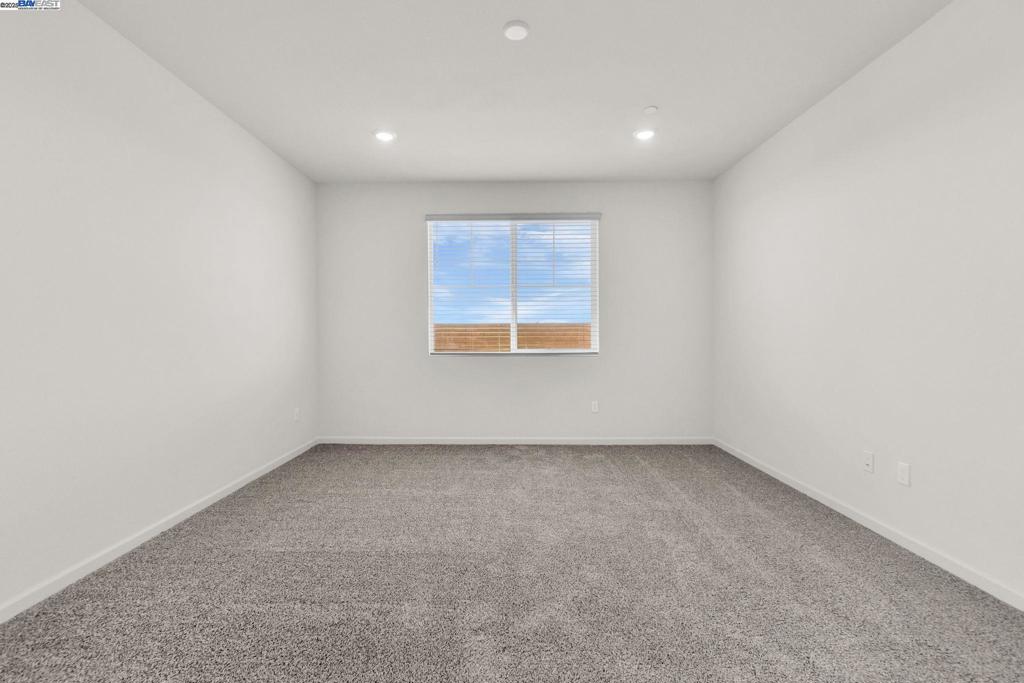 BAYVIEW - Residential