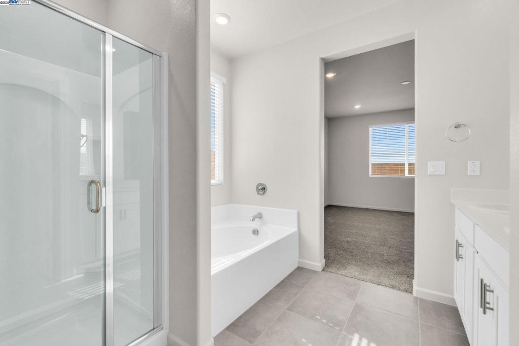 BAYVIEW - Residential