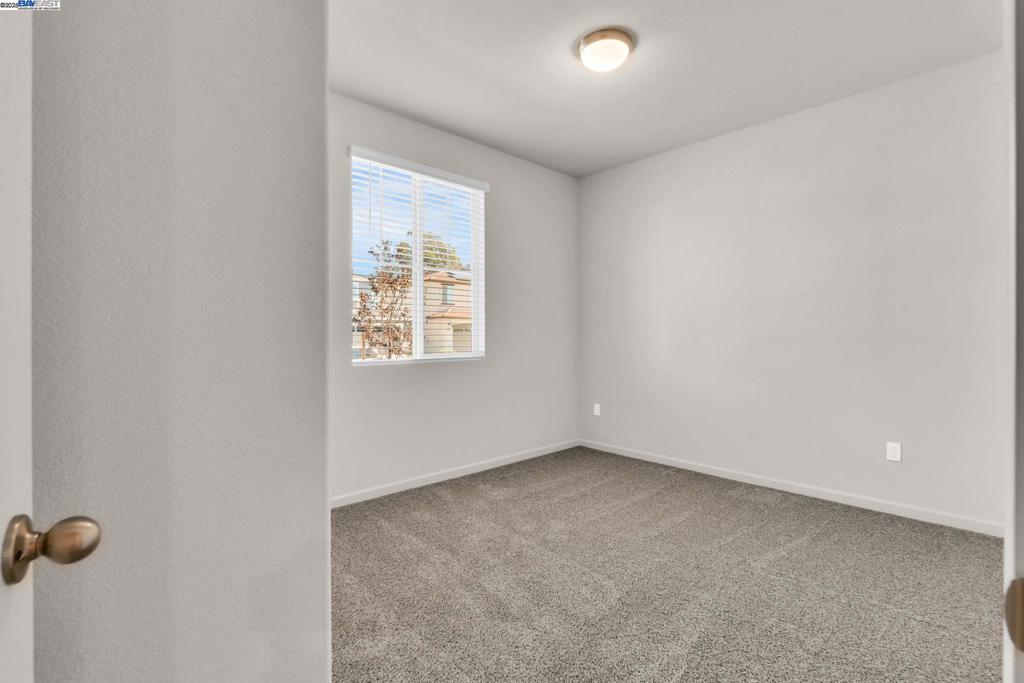 BAYVIEW - Residential