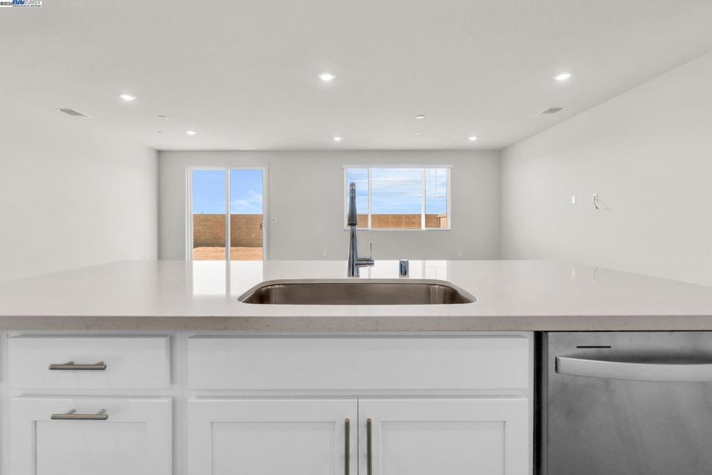 BAYVIEW - Residential