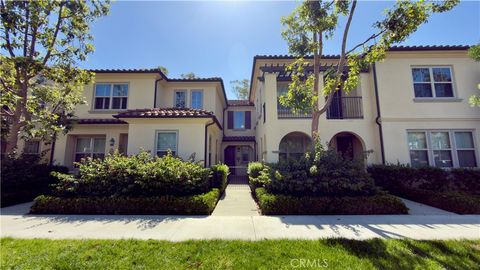 52 Coralwood Irvine CA 92618