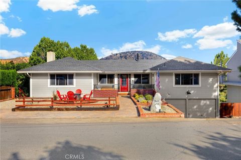 Photo of 5495 Summit Drive, Wrightwood, CA 92397 (MLS # CV25194713)