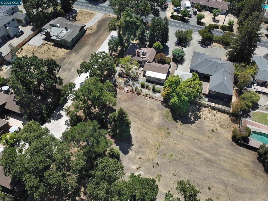 S. WALNUT CREEK - Residential