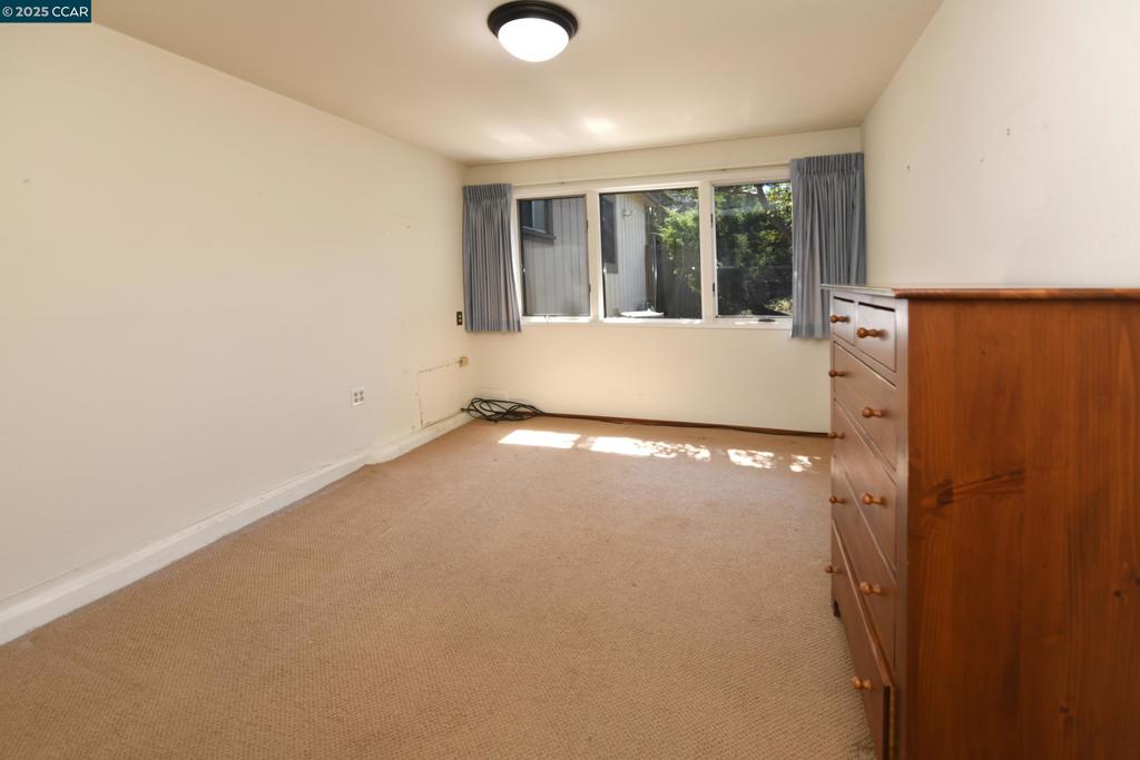 S. WALNUT CREEK - Residential