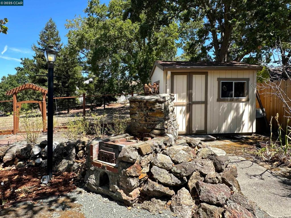 S. WALNUT CREEK - Residential