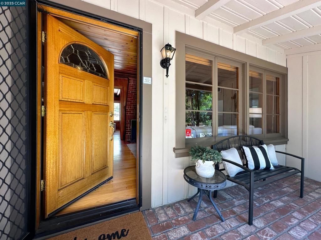 Photo of 2128 San Miguel Dr Dr, Walnut Creek, CA 94596 (MLS # 41115235)
