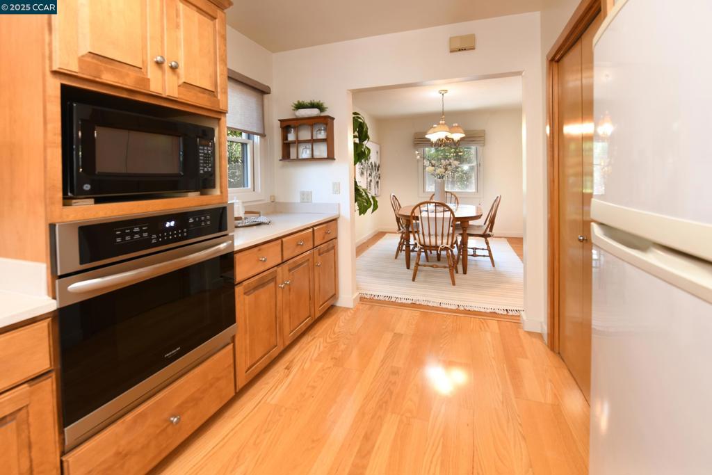 S. WALNUT CREEK - Residential
