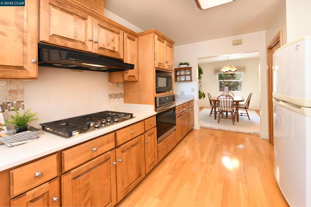 S. WALNUT CREEK - Residential