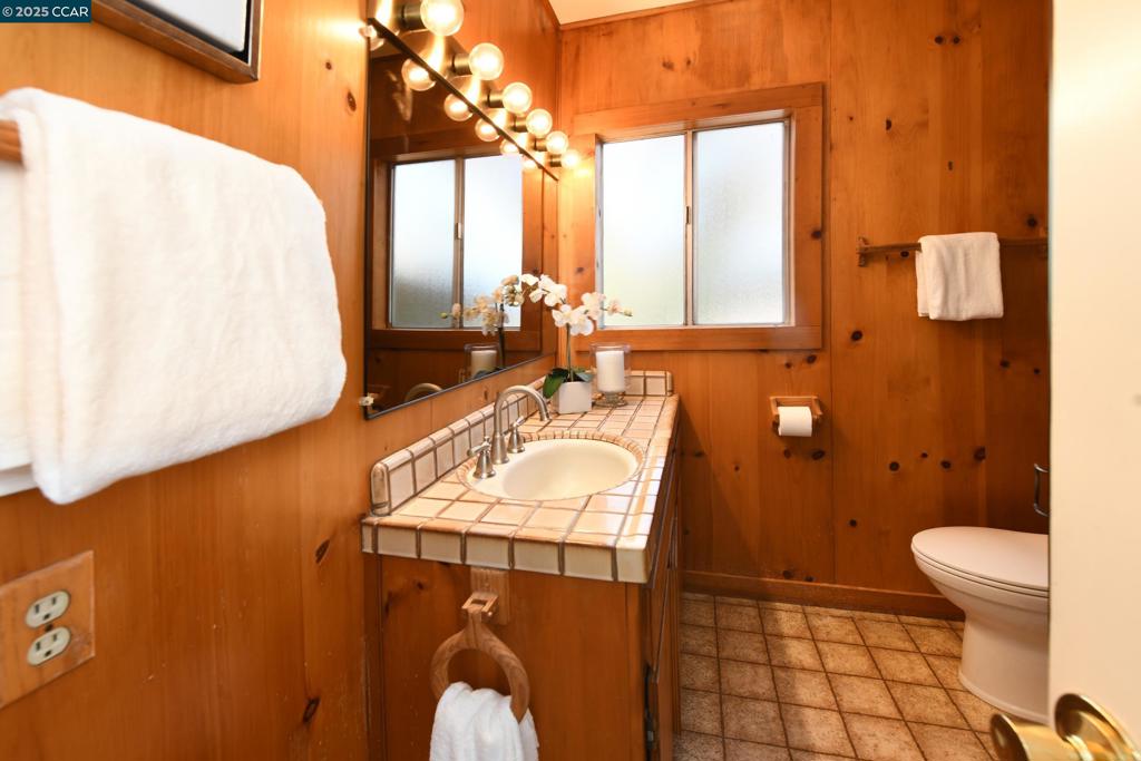 S. WALNUT CREEK - Residential