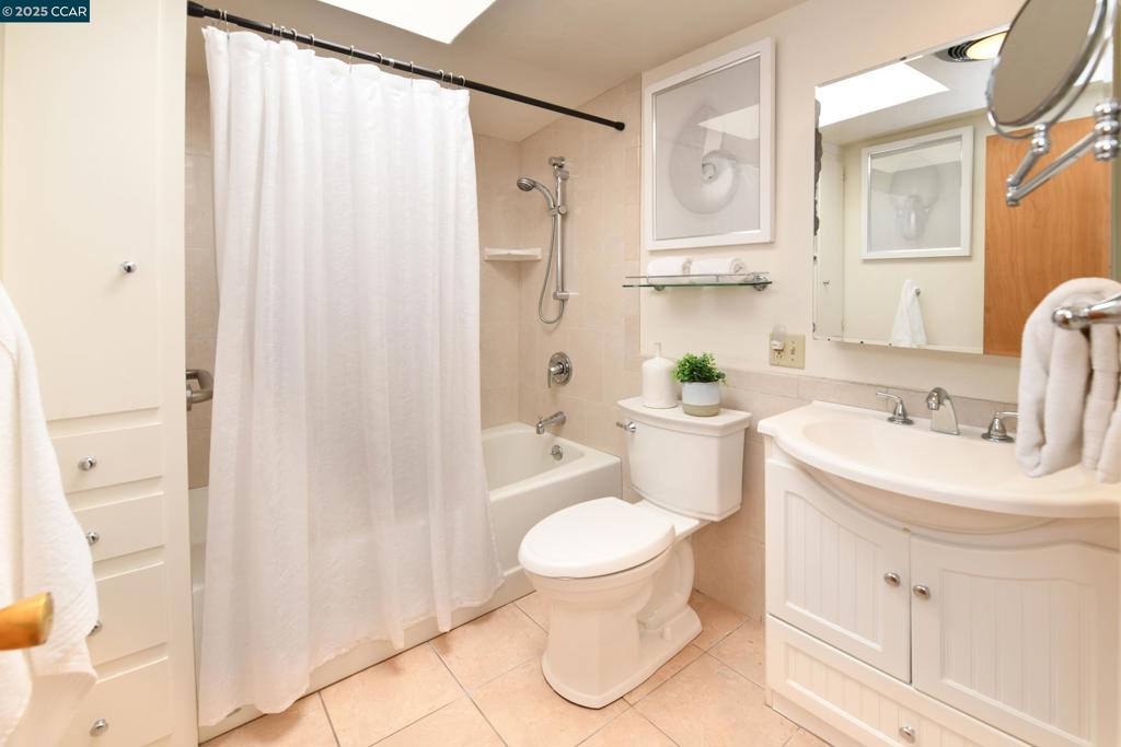 S. WALNUT CREEK - Residential