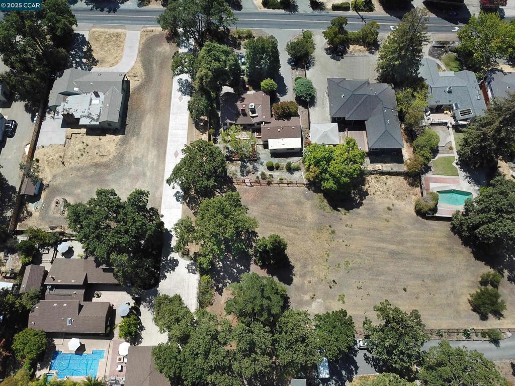 S. WALNUT CREEK - Residential