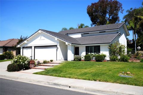 Photo of 21159 Via Noriega, Yorba Linda, CA 92887 (MLS # PW26072459)