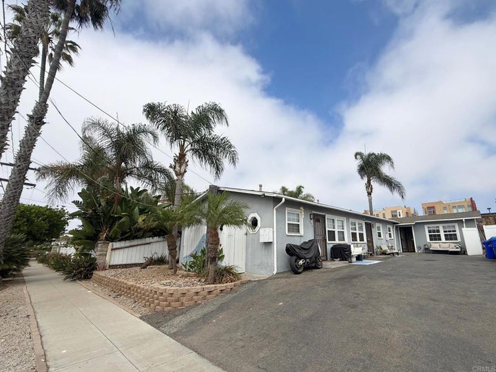 Photo 1 of 28 — 406 8 S Myers Street, Oceanside, CA 92054