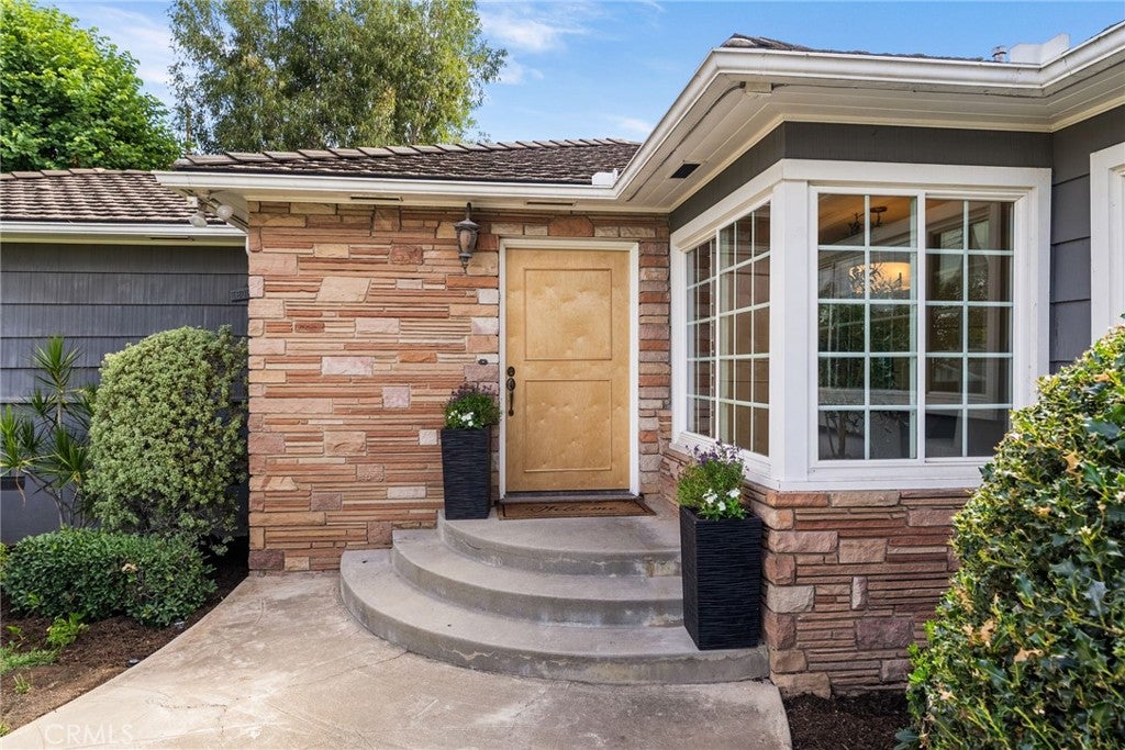 Photo of 14021 Livingston Street, North Tustin, CA 92780 (MLS # PW26214325)