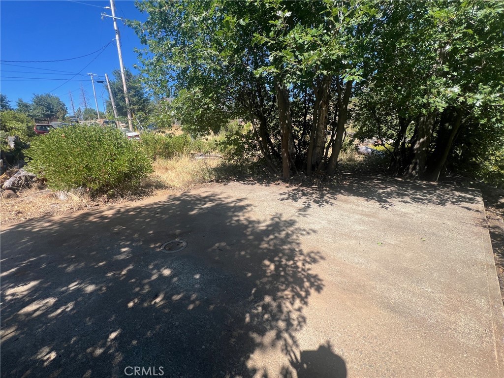 11495 Pine Summit