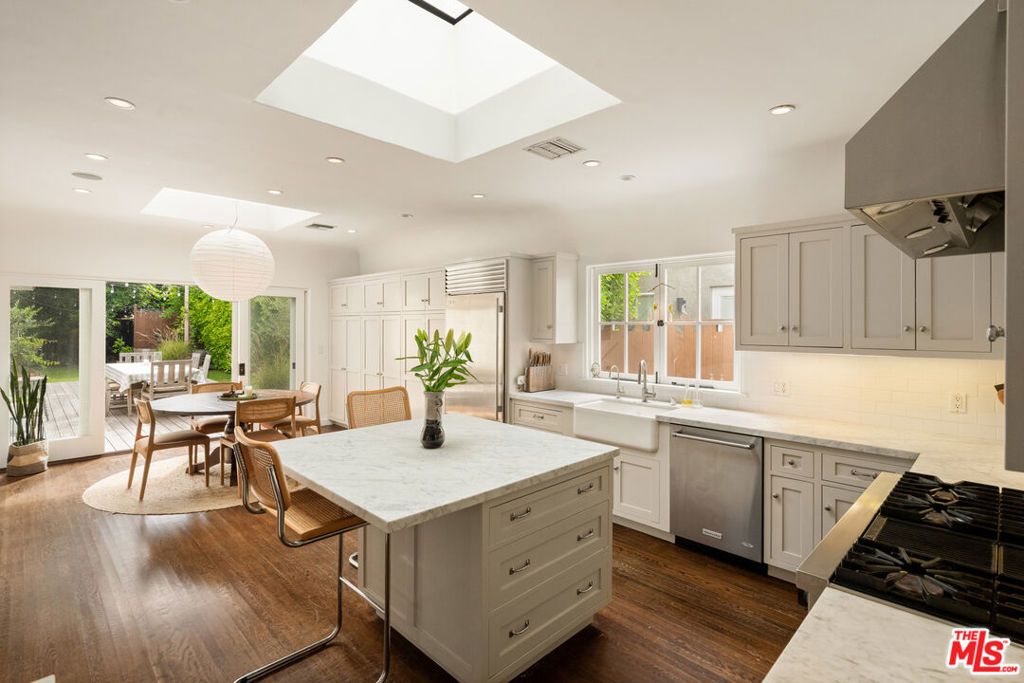 Photo of 2206 5th Street, Santa Monica, CA 90405 (MLS # 26833173)