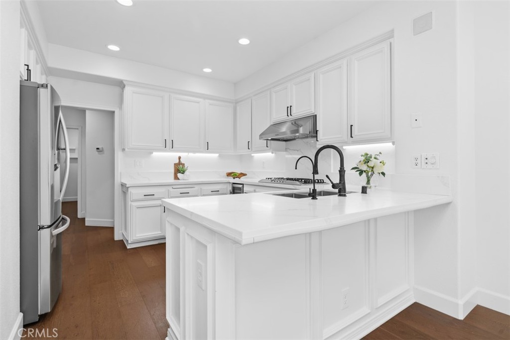 Summit Towne Collection (TST) - Residential Lease