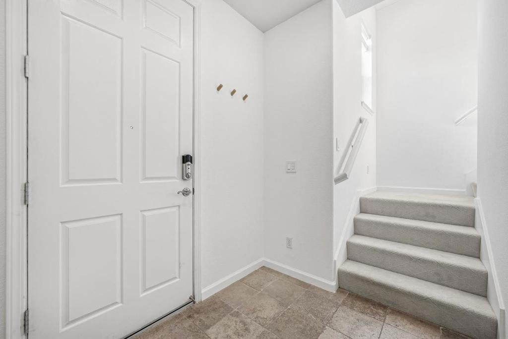 465 Bedford Loop, Mountain View CA 94043