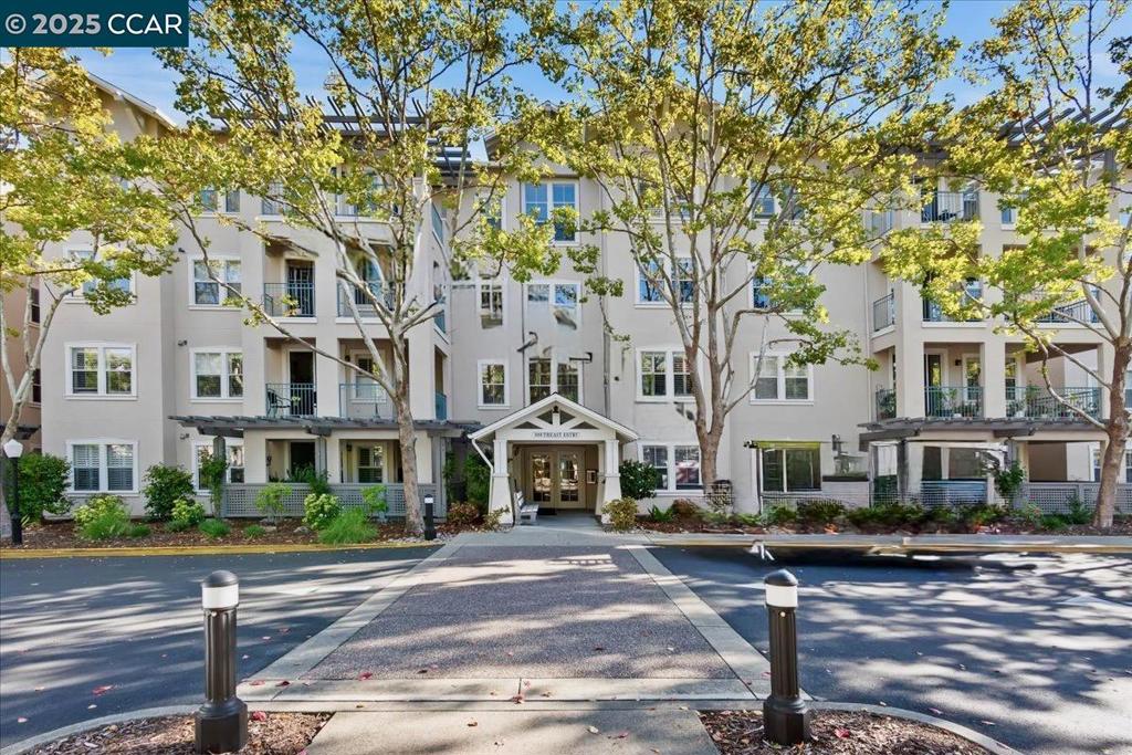 WATERFORD - Residential