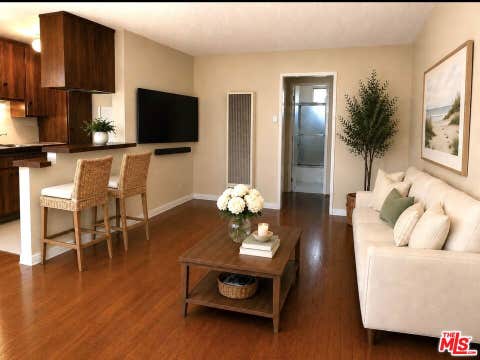 Photo of 12300 Pacific Avenue #7, Los Angeles, CA 90066 (MLS # 26874583)