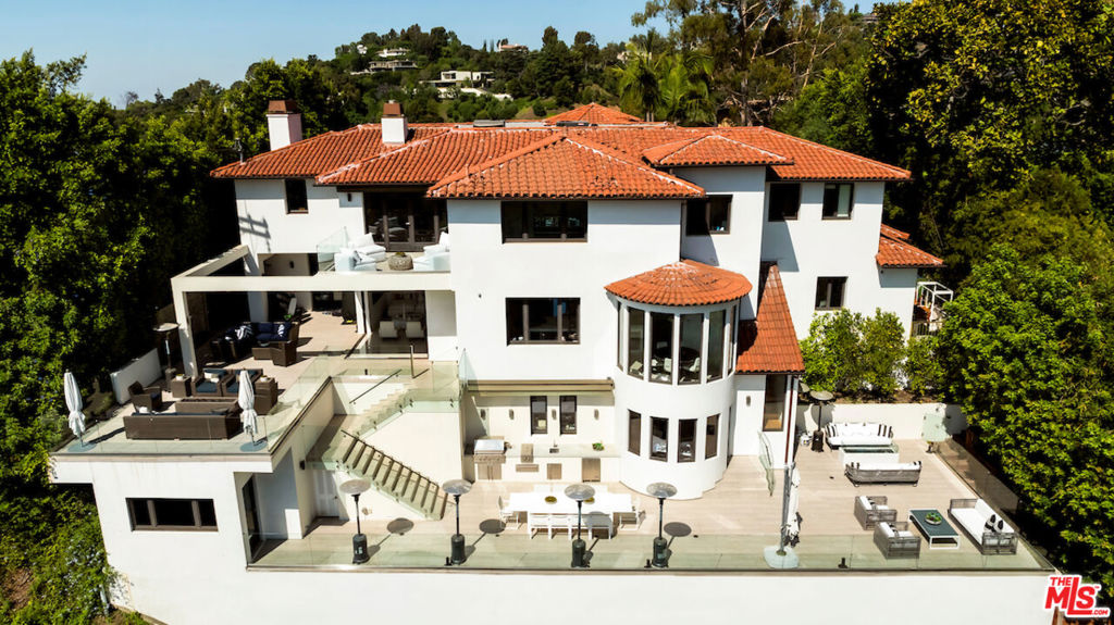 1280 Angelo Drive