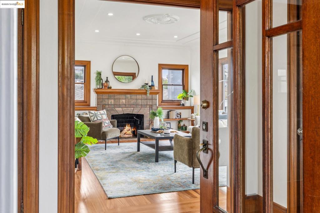 LAKESHORE - Residential