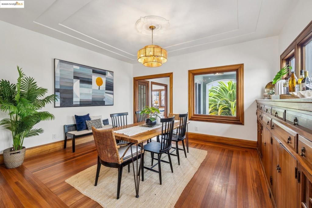 LAKESHORE - Residential