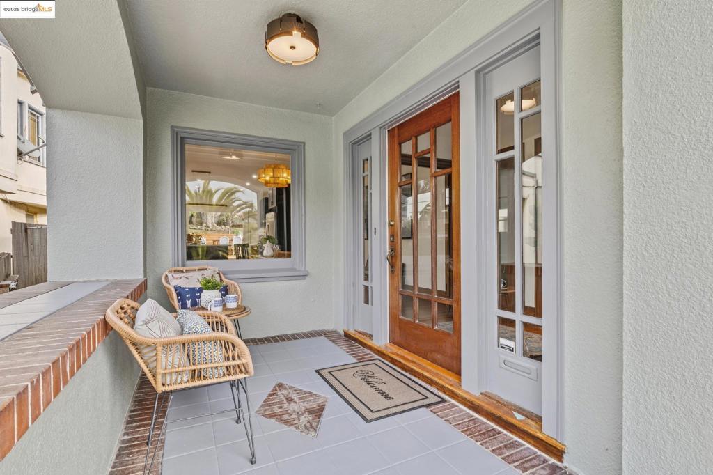 LAKESHORE - Residential