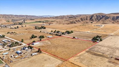 Tiny photo for 485 S 8 th Street, Shandon, CA 93461 (MLS # SC25224404)