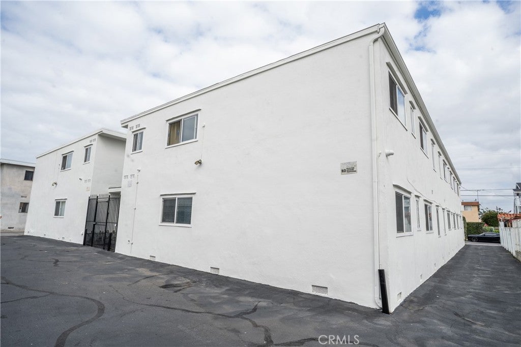1414 W 225th Street