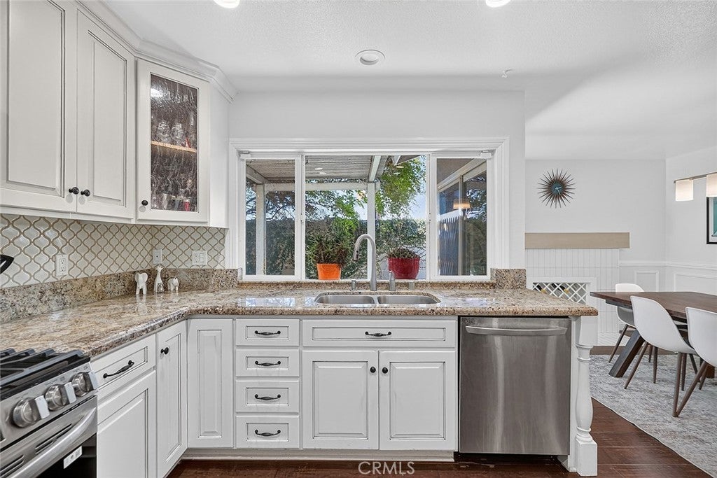 17221 Berlin Lane, Huntington Beach CA 92649 - Photo 13