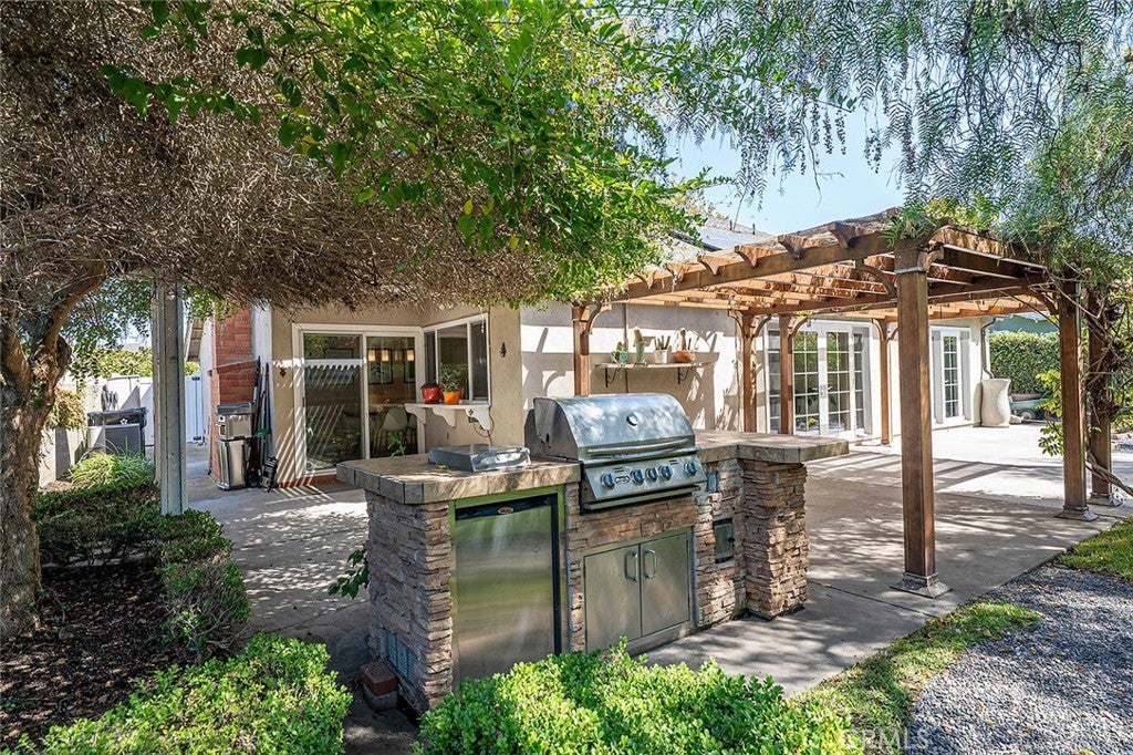 17221 Berlin Lane, Huntington Beach CA 92649 - Photo 35