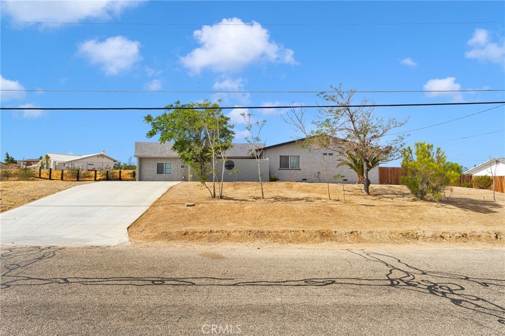 27763 Crestview