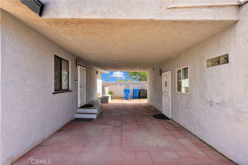 27763 Crestview