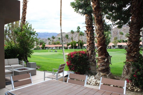 Photo of 55069 Oak Hill Hl, La Quinta, CA 92253 (MLS # 219152091DA)