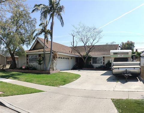 5062 Tripoli Avenue Los Alamitos CA 90720