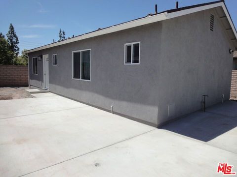 Photo of 1151 Royal Avenue, Simi Valley, CA 93065 (MLS # 26831341)