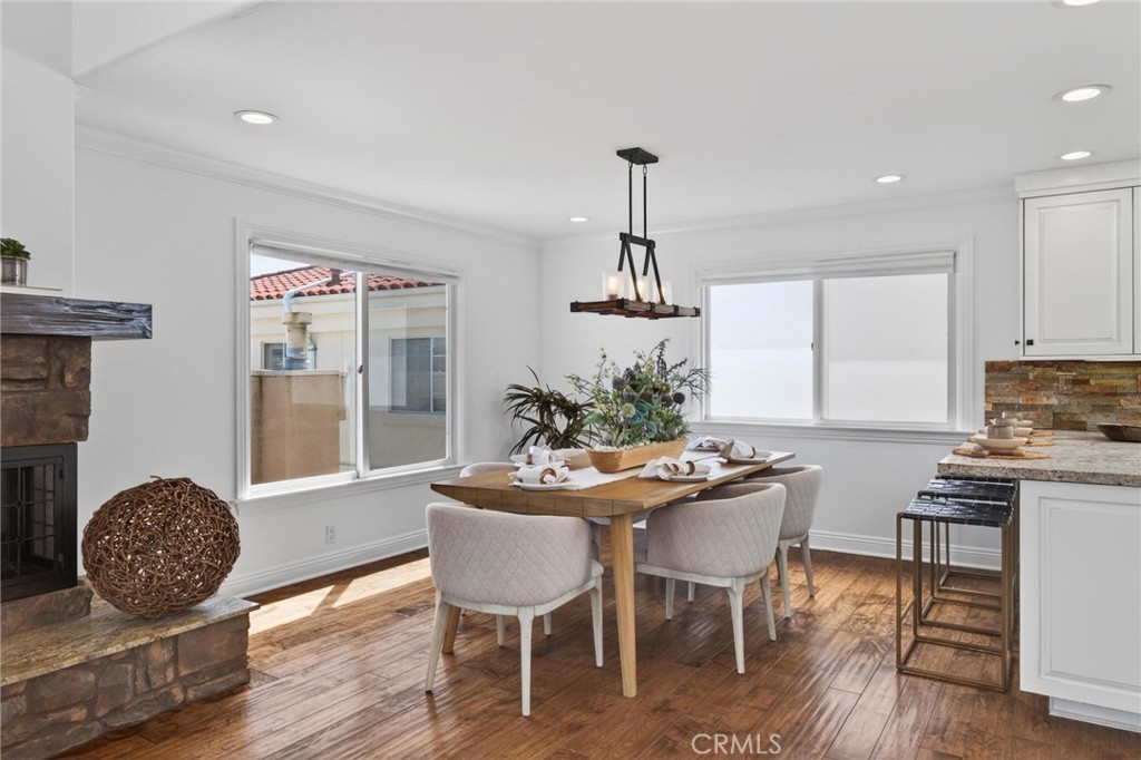 818 N Juanita B