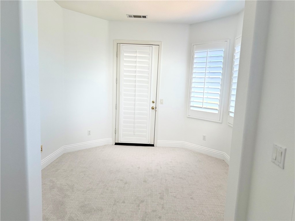 Hampton Road (HAMP) - Residential Lease