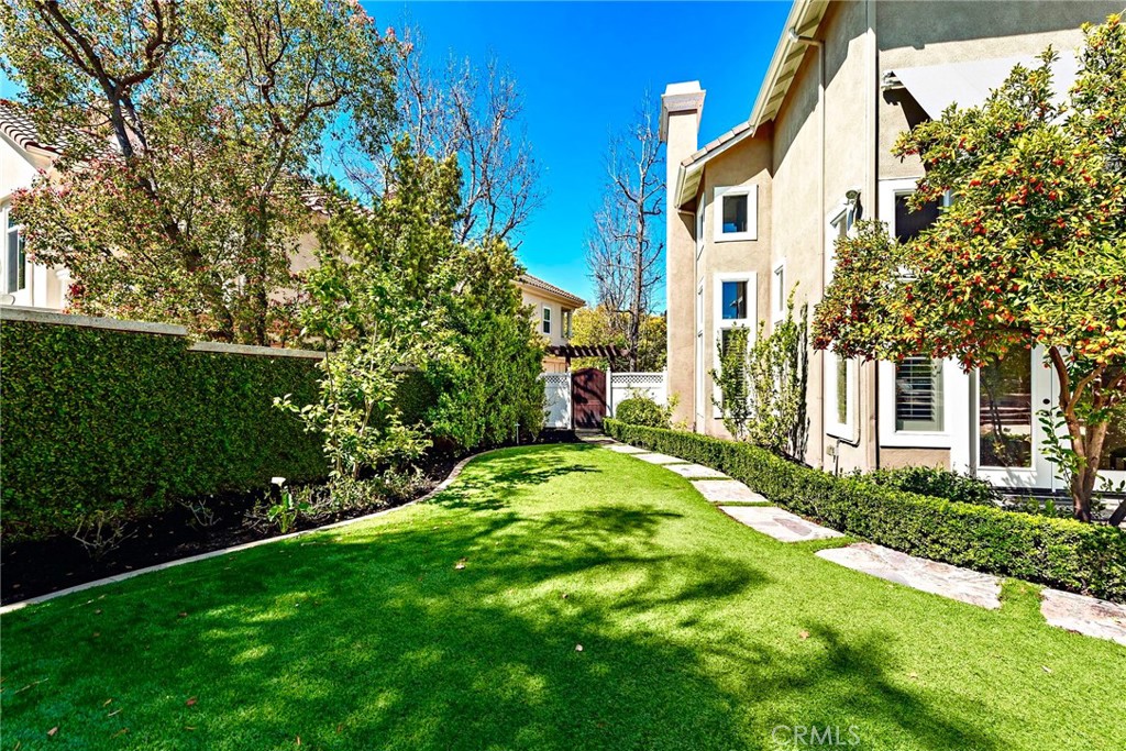2 Lafayette Lane