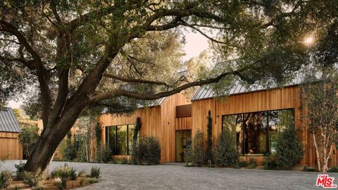 3405 Fryman Road Studio City CA 91604