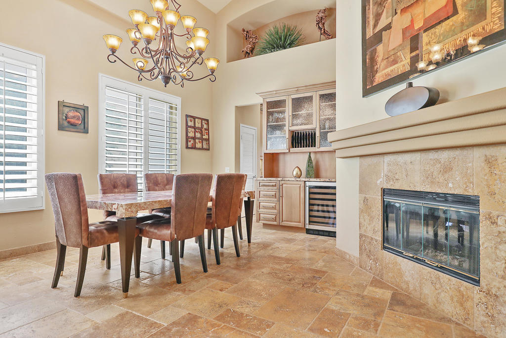 Rancho Mirage C.C. - Residential Lease
