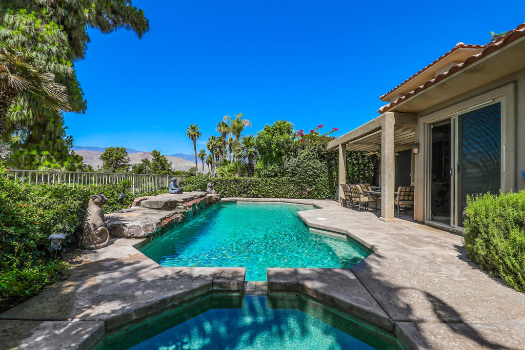 Rancho Mirage C.C. - Residential Lease