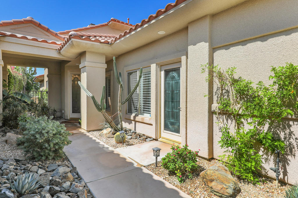 Rancho Mirage C.C. - Residential Lease