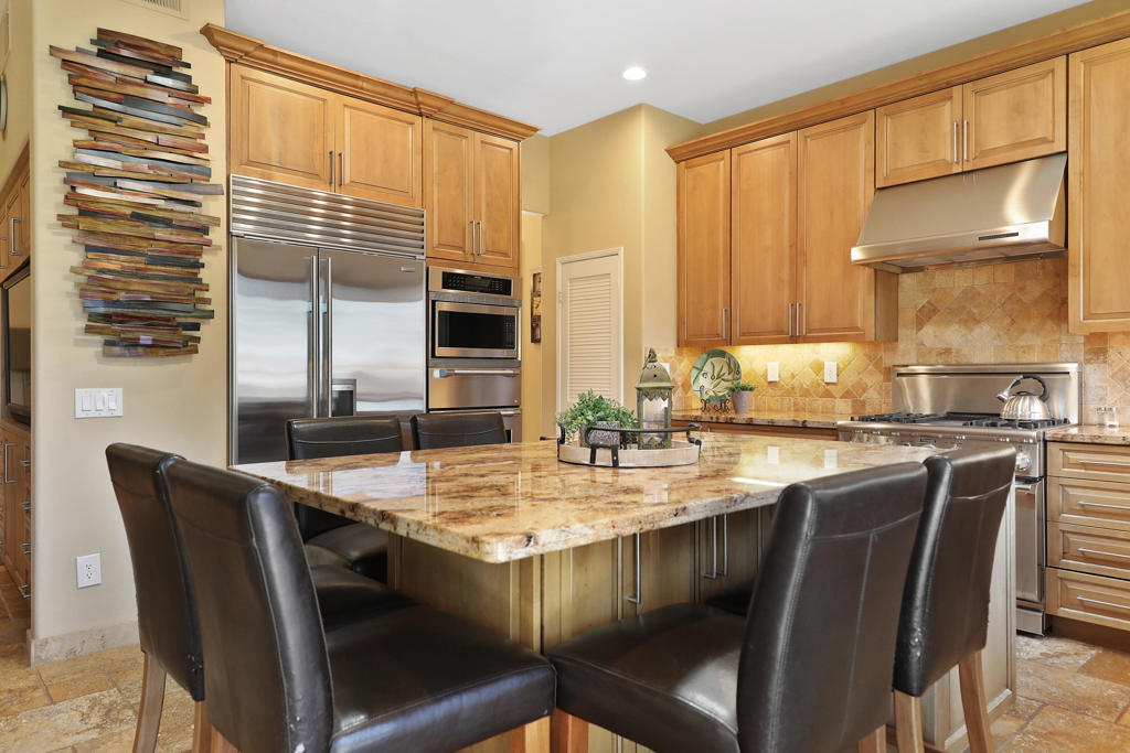 Rancho Mirage C.C. - Residential Lease