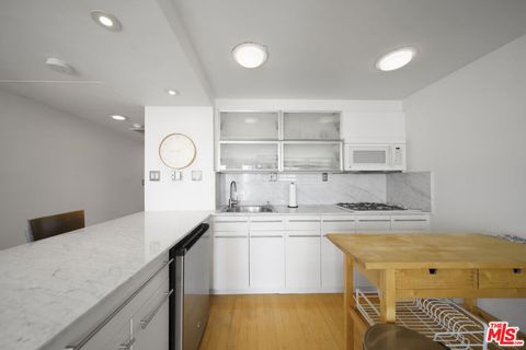 Photo of 800 W 1st Street #2104, Los Angeles, CA 90012 (MLS # 26838017)