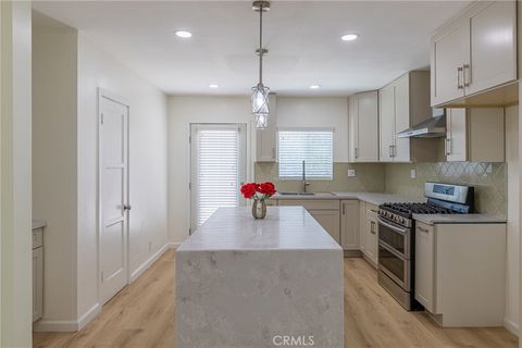 12155 Dunrobin Downey CA 90242